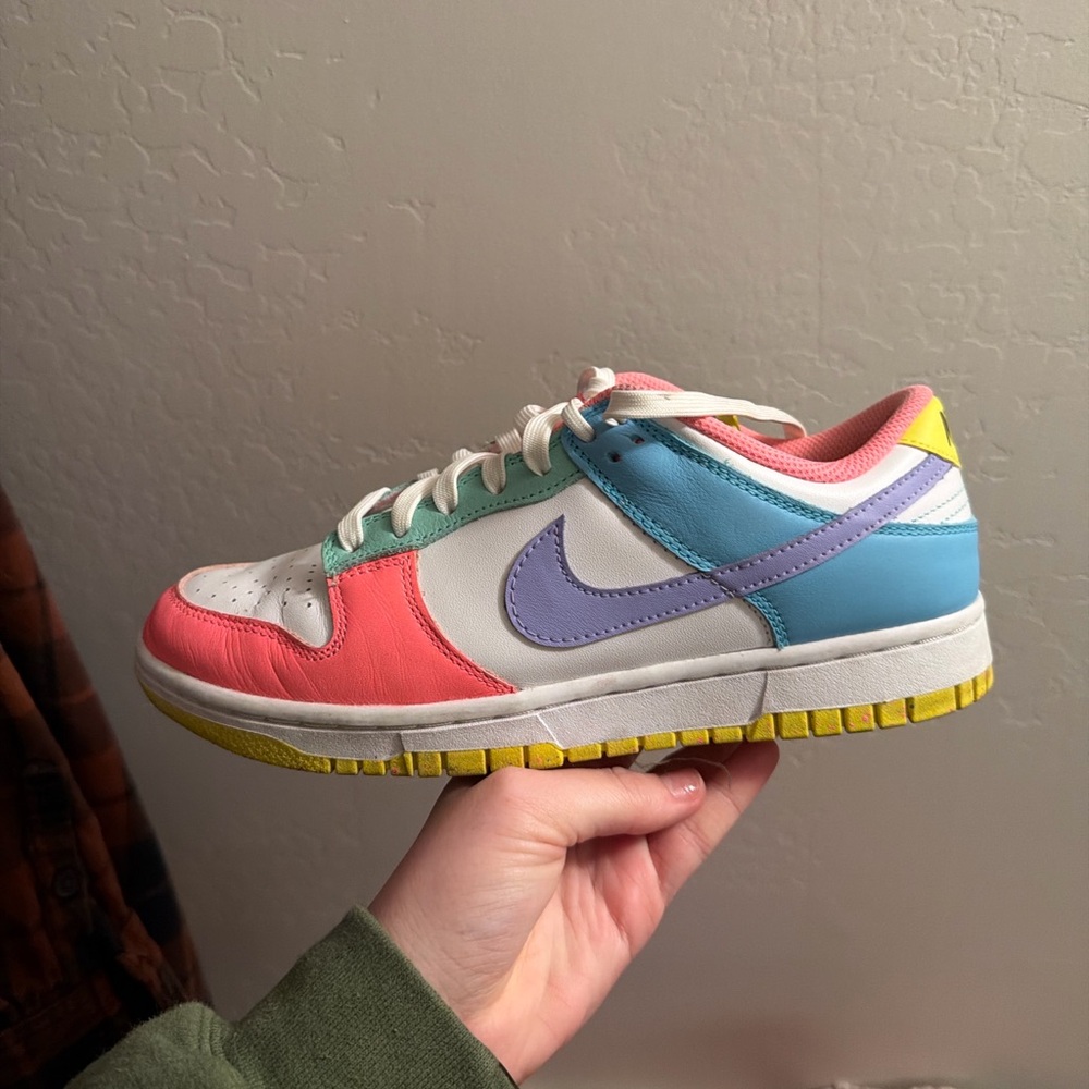 Nike Dunk Low Easter Pastel Multi Color Women’s Size 8 Sneakers